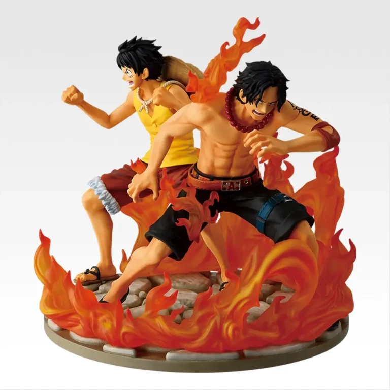 Ichiban Kuji One Piece Dramatic Memories - Last-One Prize: Revible Moment - Ace & Luffy Figure