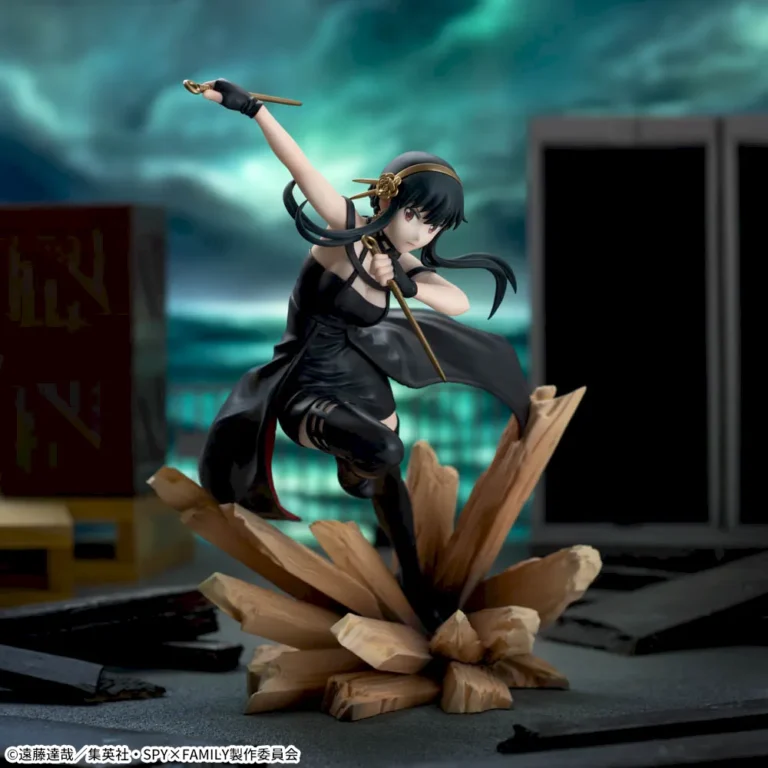 SEGA Spy x Family - Yor Forger Luminasta -Thorn Princess- Figure [Pre-Order Aug 2025]